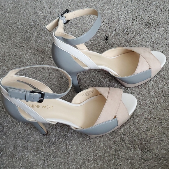 NWOT Nine West Heels - Picture 8 of 17